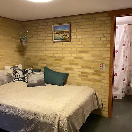 Eskaerhus Pa Tasinge, Taet Pa Svendborg - Afdeling Med Egen Indgang 아파트 Troense