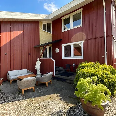 Eskaerhus Pa Tasinge, Taet Pa Svendborg - Afdeling Med Egen Indgang